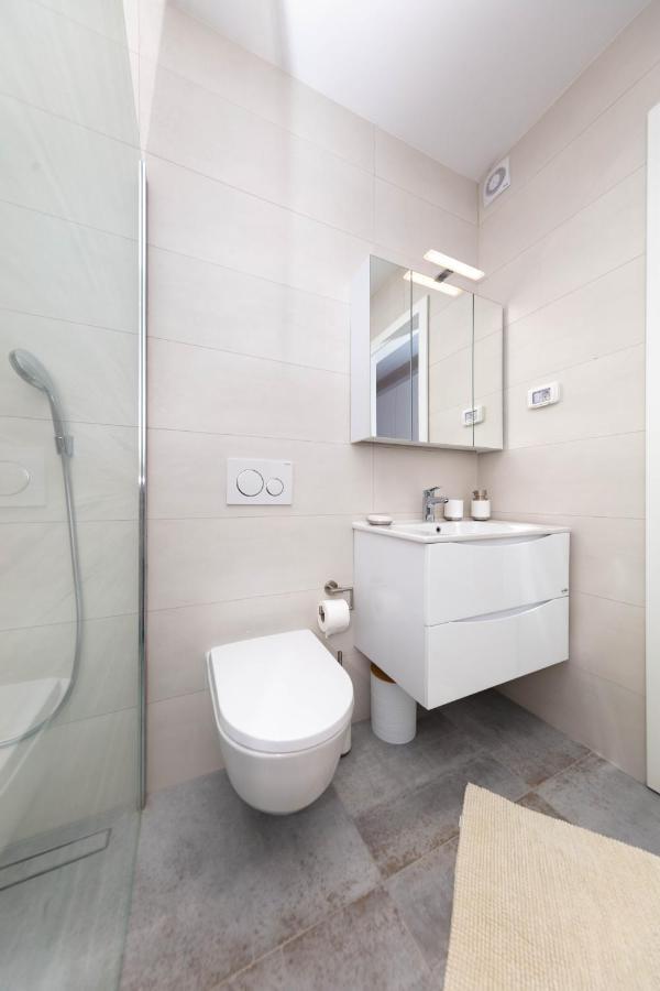 Apartman Oranz Banjole Esterno foto
