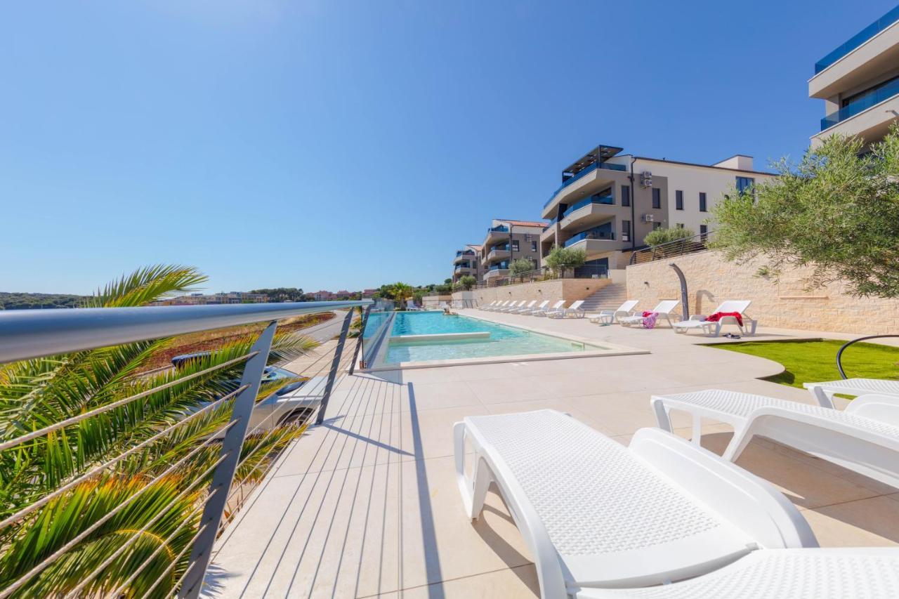 Apartman Oranz Banjole Esterno foto
